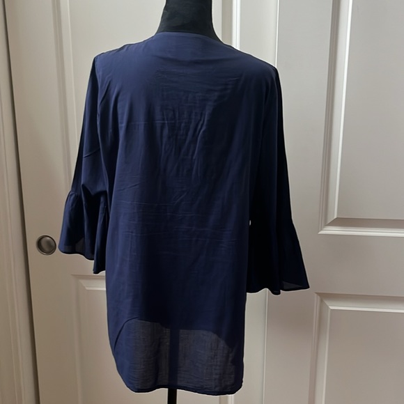 Lilly Pulitzer Size S Navy Blue and White Shirt - Picture 3 of 10